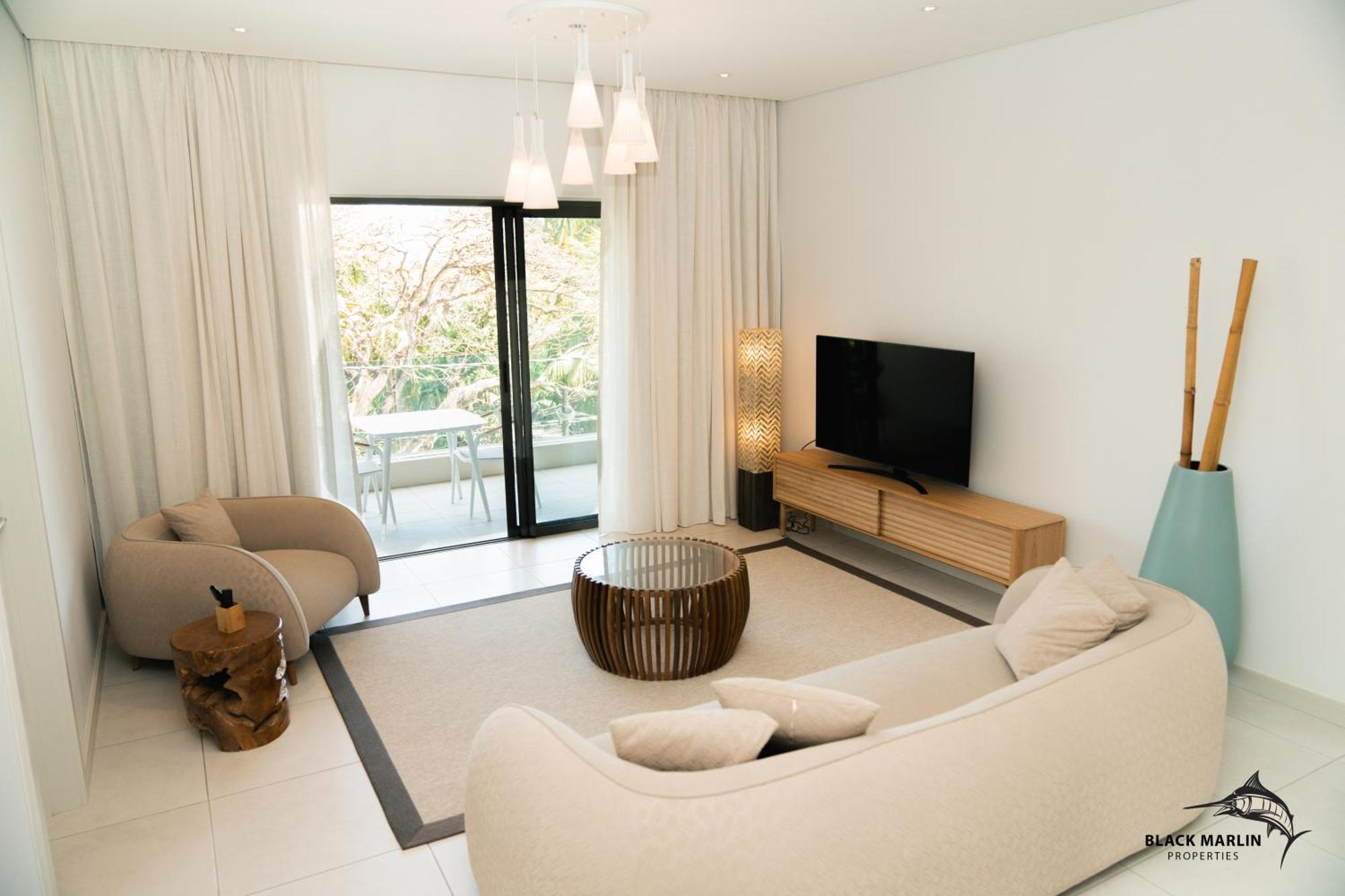 Black Marlin Apartments Pereybere Beach Bagian luar foto